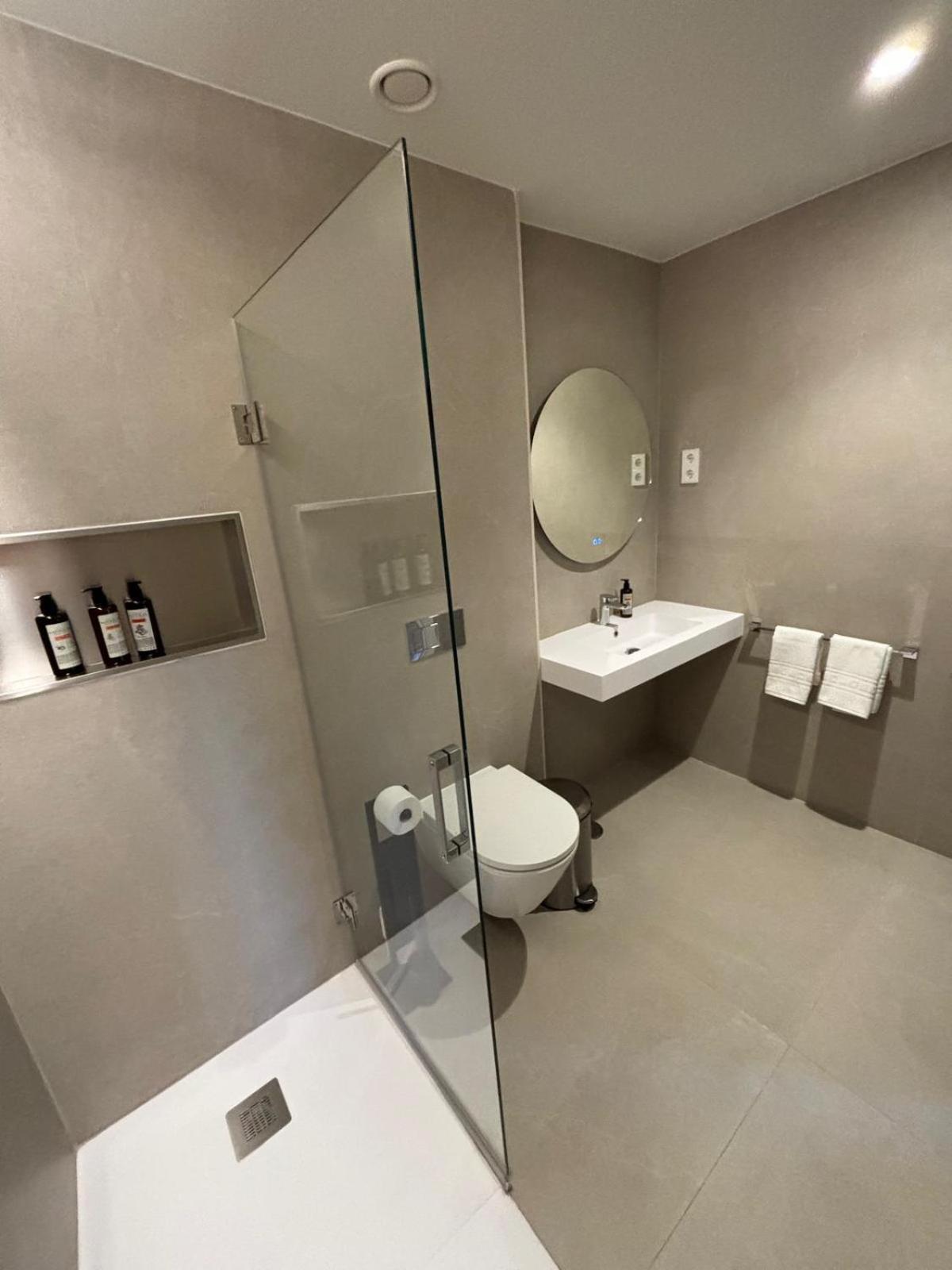 Madrid Suites Moncloa-Aravaca, Solo Check In On Line - Parking Gratuito Esterno foto